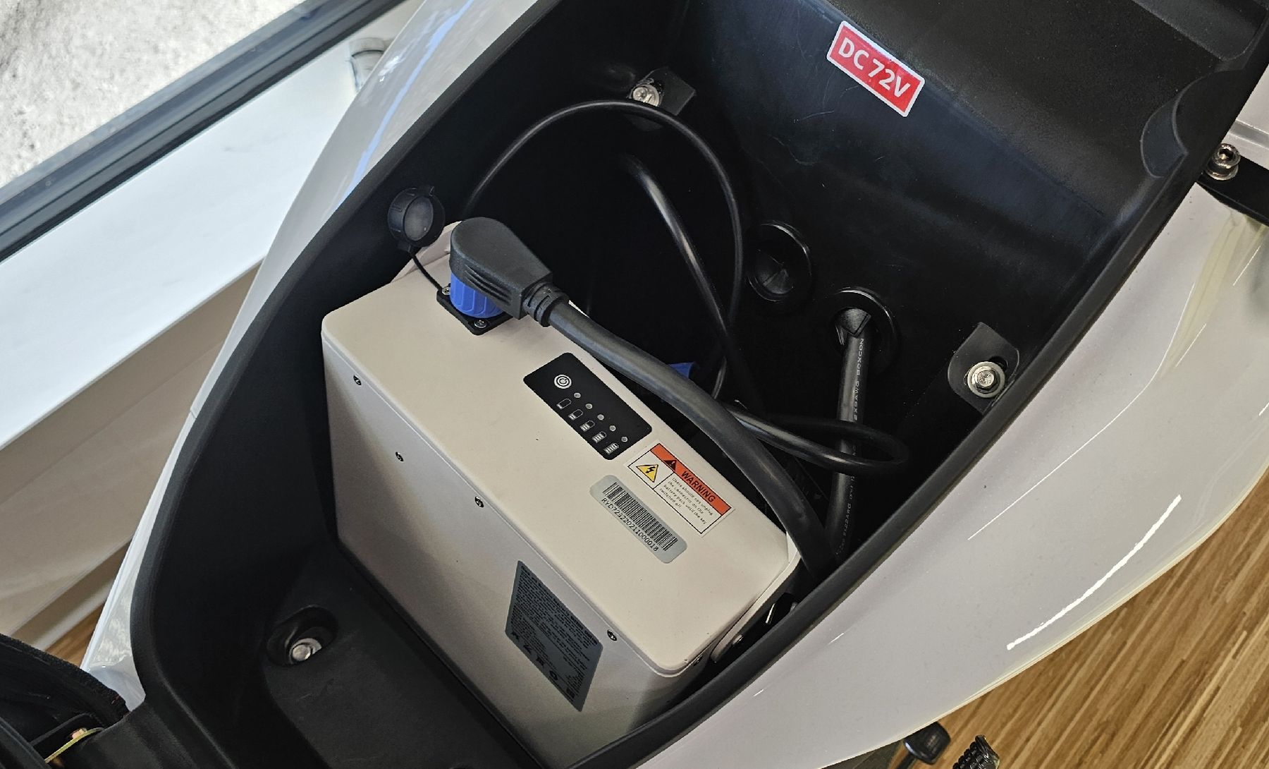 Sonstige: UGBEST R3-S Elektroroller – Neu und originalverpackt aus Gwatt (Thun) von Bilsport 5