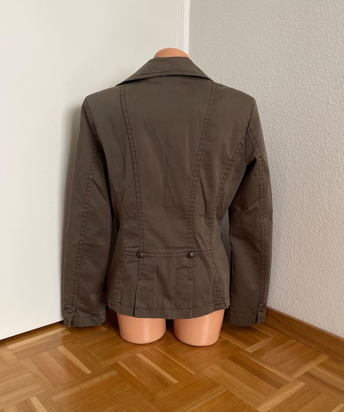Esprit Giacche: Esprit Blazer Jacke Gr. 38 – Usato da Rüfenacht BE venduto da Anele_13 2