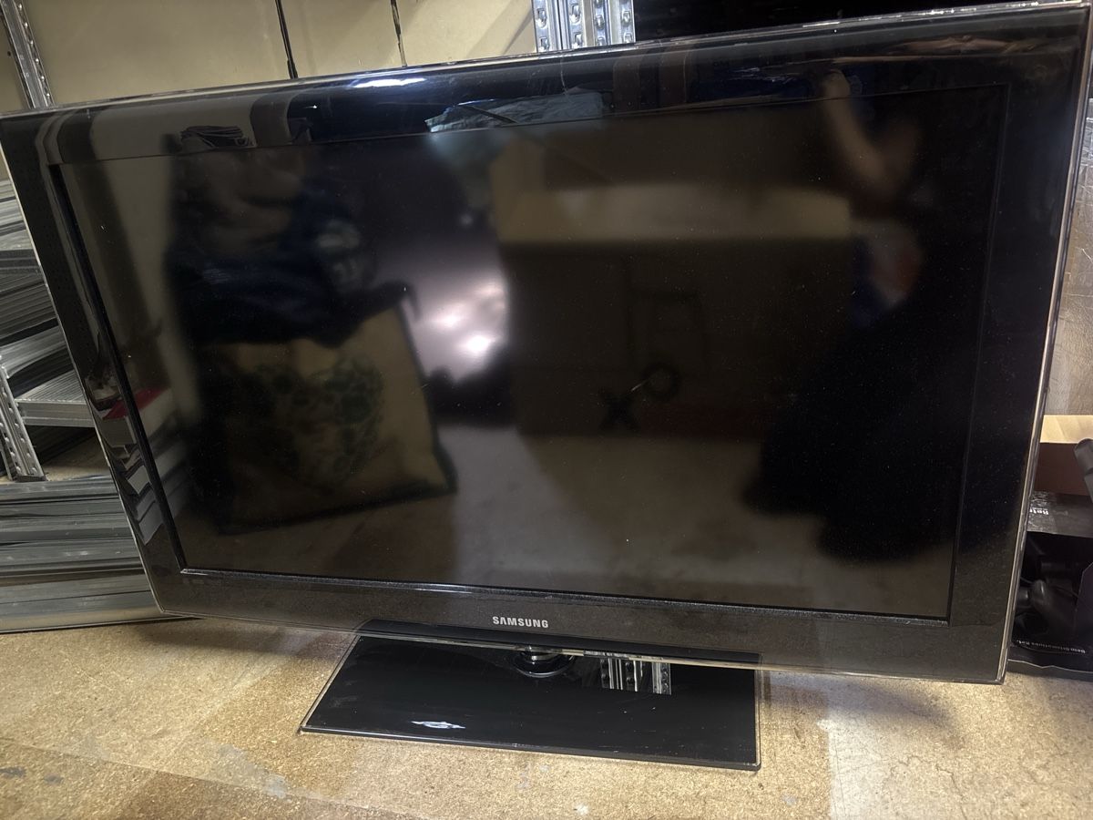 Samsung Televisori: Samsung Fernseher – Usato da Zürich venduto da Saho86