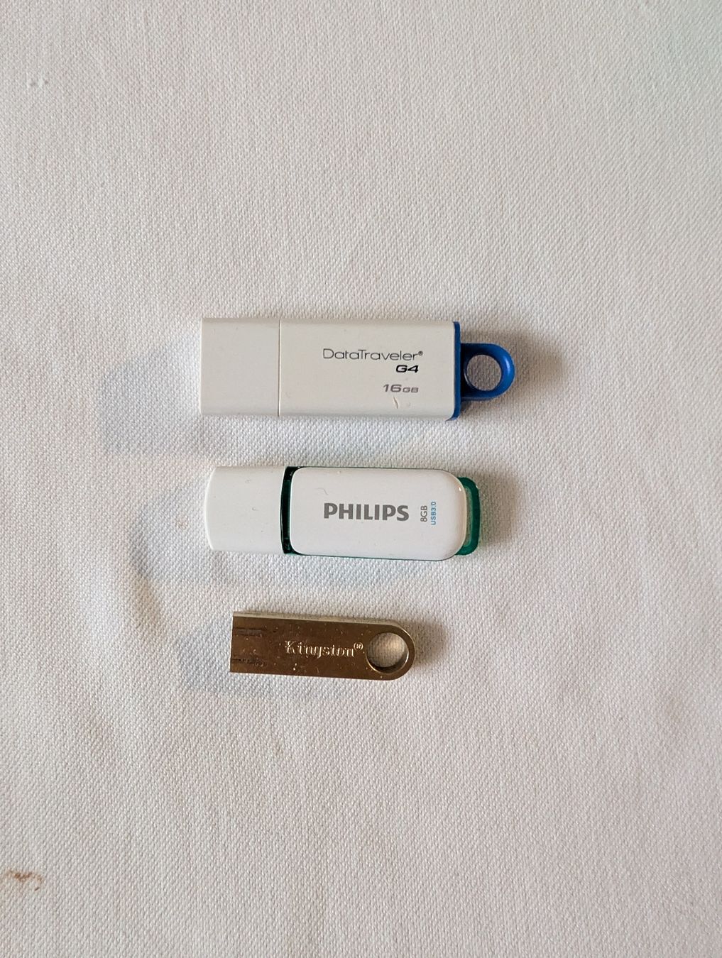 Philips Chiavette USB: 3USB Sticks – Nuovo (secondo la descrizione) da Basel venduto da Treasurehunter