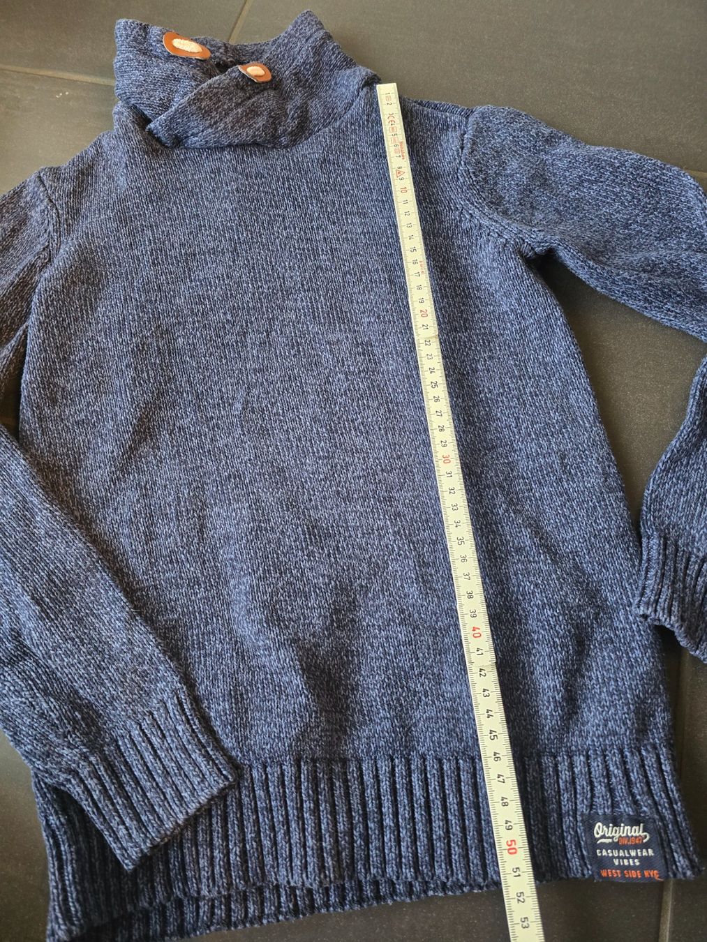 Pullover & Sweatshirts: Pullover, Grösse 134 – Gebraucht aus Unterentfelden von Panda-87 2