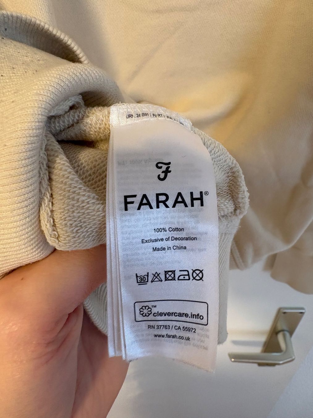 Maglioni & Felpe: Farah Herren-Sweatshirt, Grösse M, Beige – Usato da Luzern venduto da eric.r.r 2