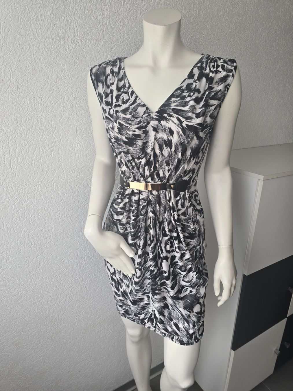Kleider: Robe Leopard Taille S – Gebraucht aus Les Verrières von kitel79 1