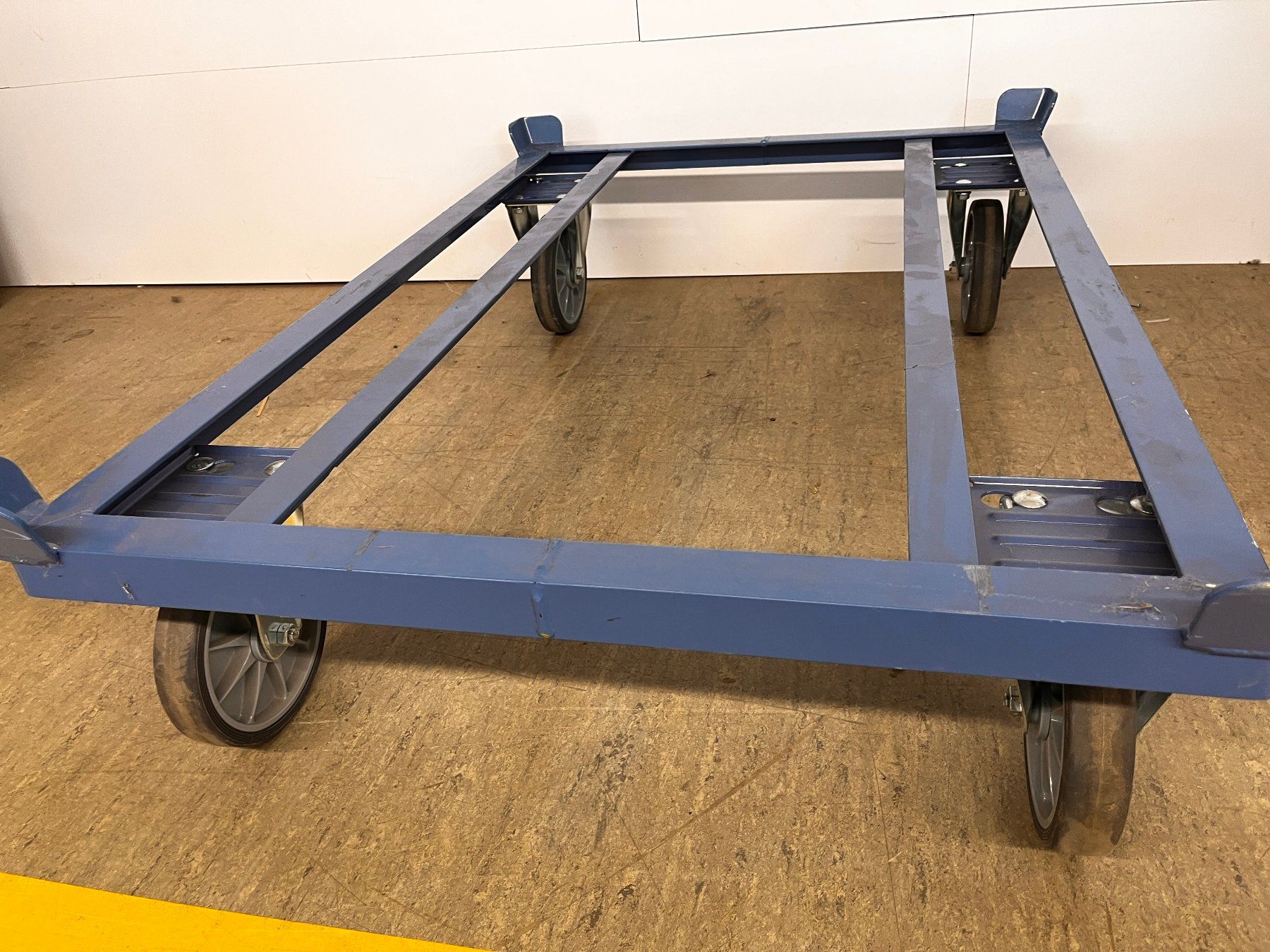 Pallets: Euro-Paletten- Wagen " fetra " – Usato da Münchwilen TG venduto da Benma