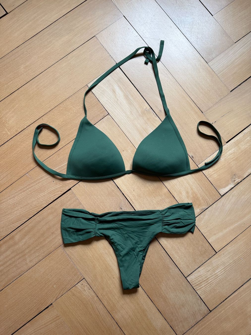 Calzedonia Badekleider & Bikinis: CALZEDONIA - Bikini dunkelgrün M – Gebraucht aus Zürich von Diazaio