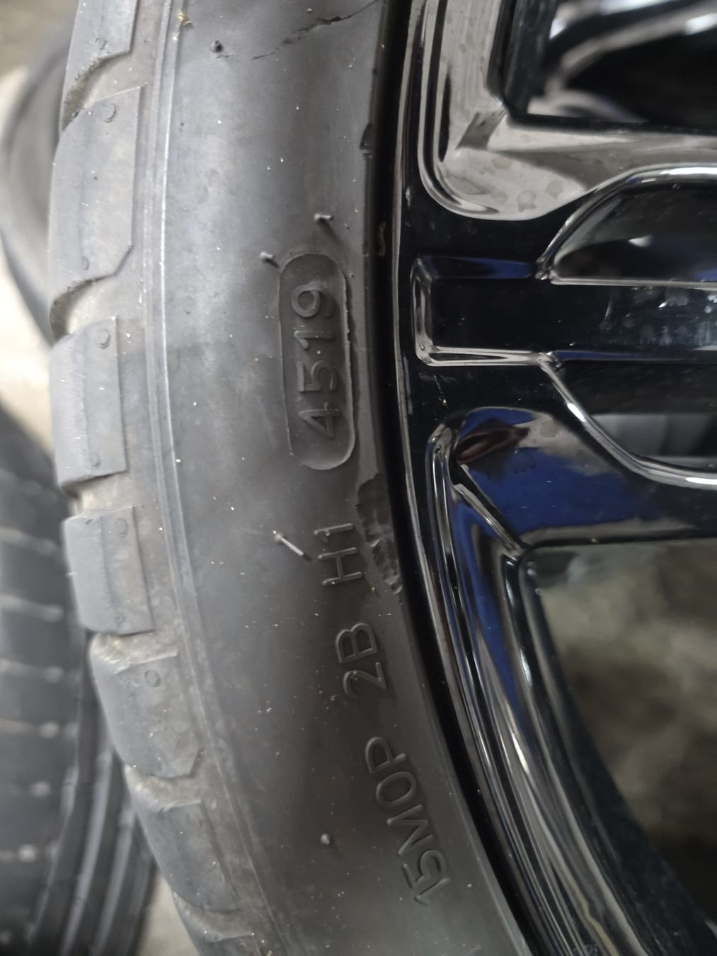 Pneumatici & Ruote complete: VW Komletträder 19 Zoll – Usato da Hombrechtikon venduto da apa_9pxh 8