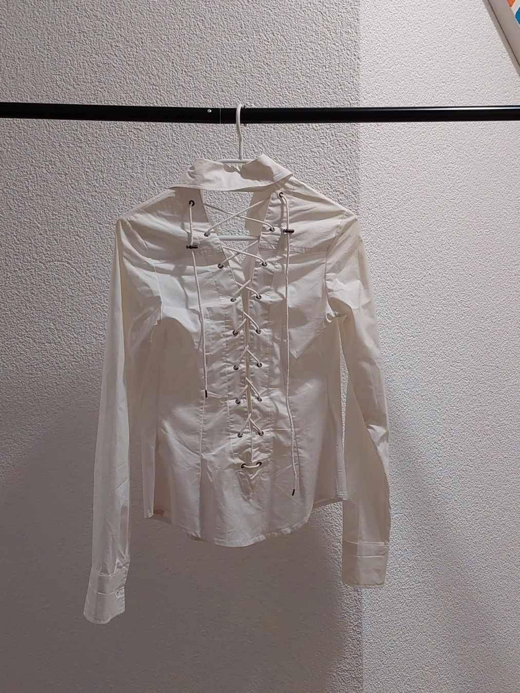 Camicette: Weisse Bluse – Usato da Gunzwil venduto da 11G11 1