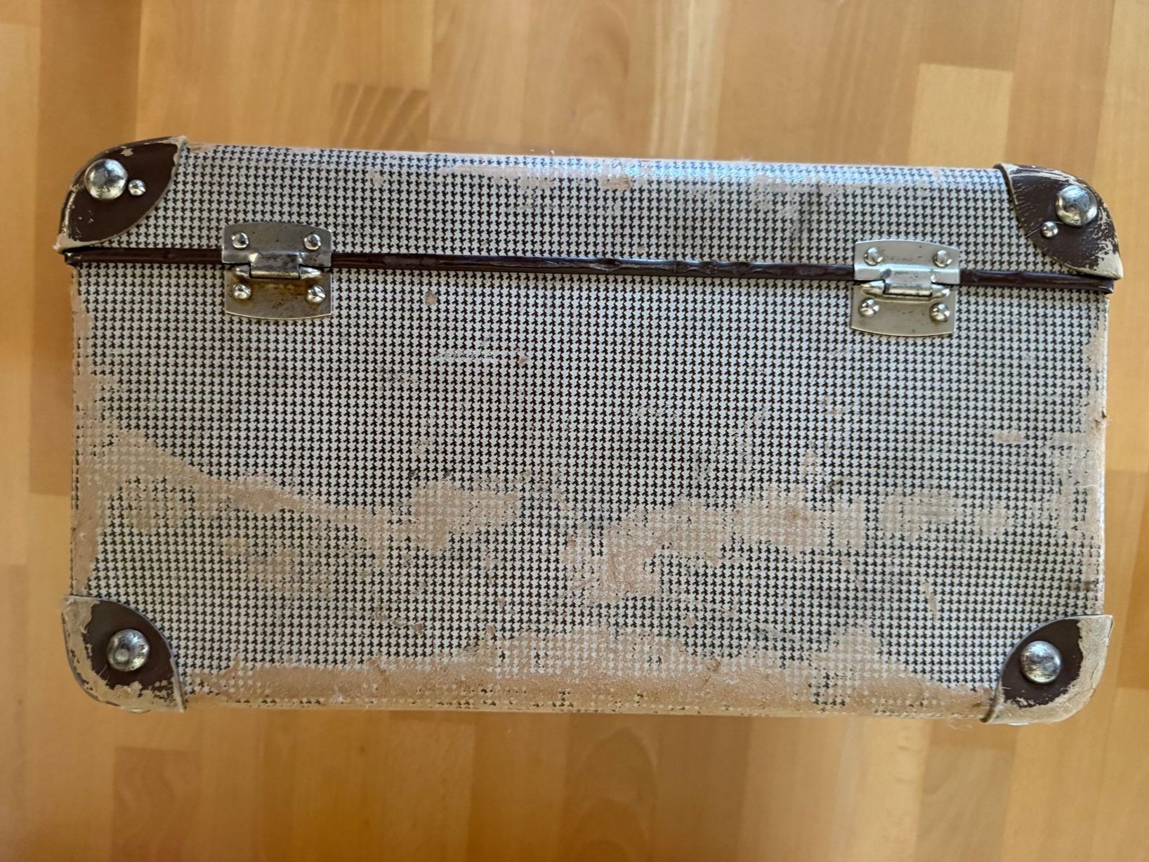 Valigie: antiker Koffer  Handkoffer – Usato da Subingen venduto da ArtBead 2