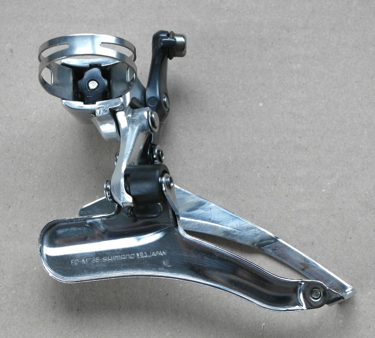 Shimano Pezzi di ricambio: Seltener MTB Umwerfer SHIMANO XT, FD-M735 down-pull ø31.8 – Usato da Däniken SO venduto da _Pharao_ 3