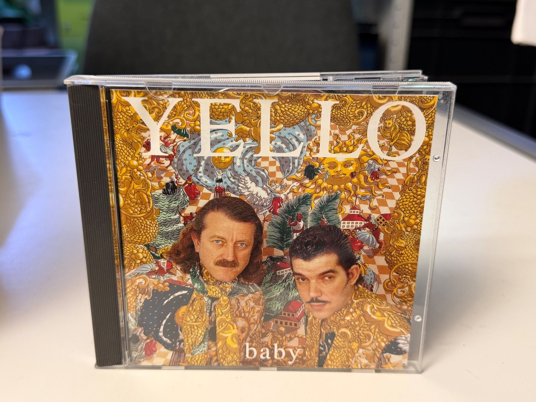 CD: Yello - Baby - SRA04B – Usato da Küsnacht ZH venduto da JazzRecords