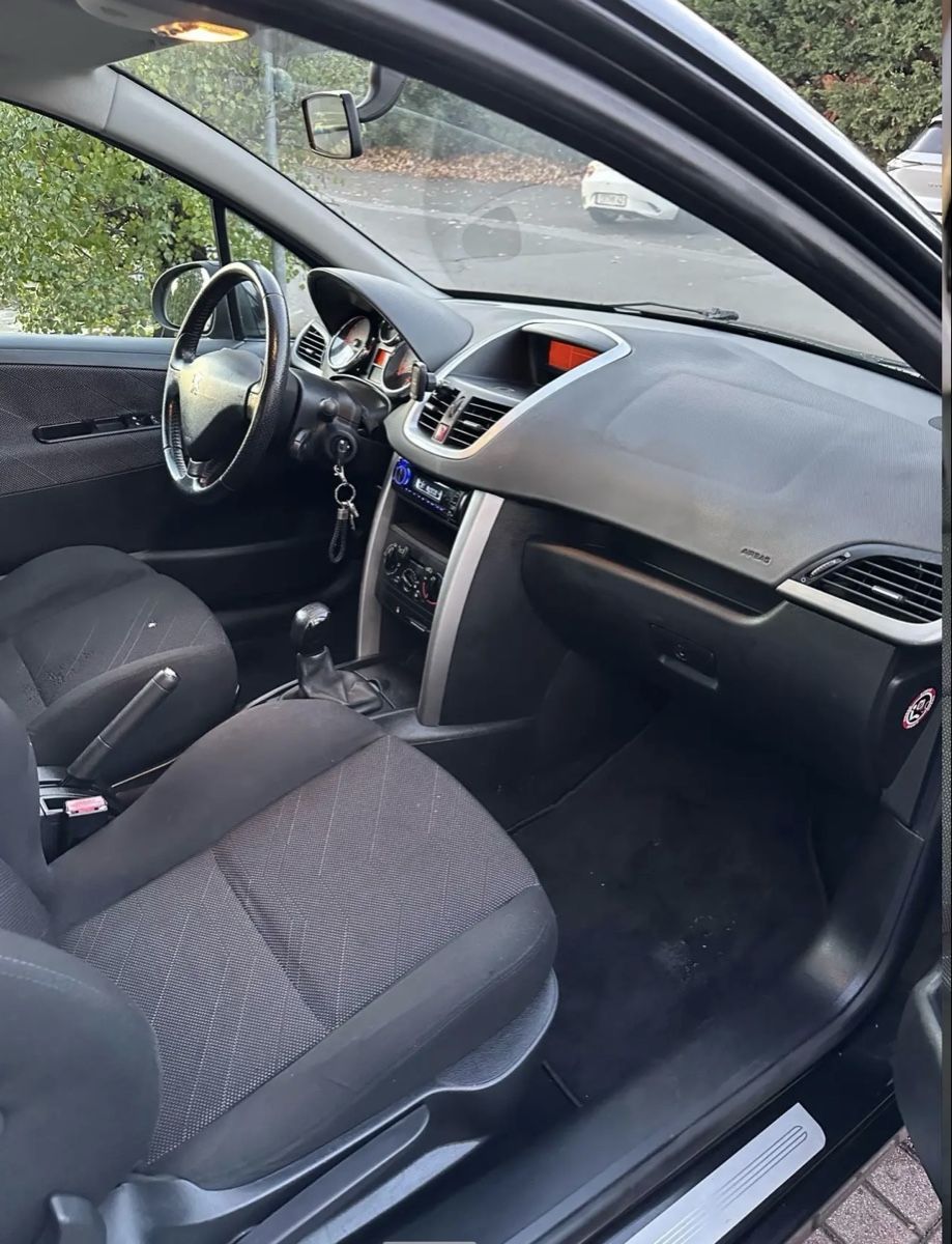 Peugeot Automobili: Peugeot 206 1.6 16V – Usato da Wangen b. Olten venduto da famyilmaz 4