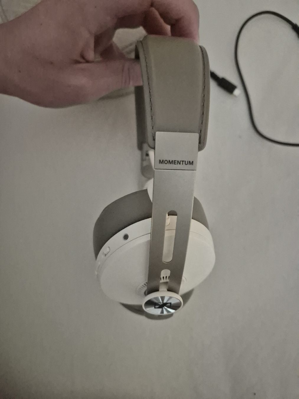 Sennheiser Kopfhörer: Sennheiser Momentum 3 Wireless – Gebraucht aus Herisau von noa_svn7 5