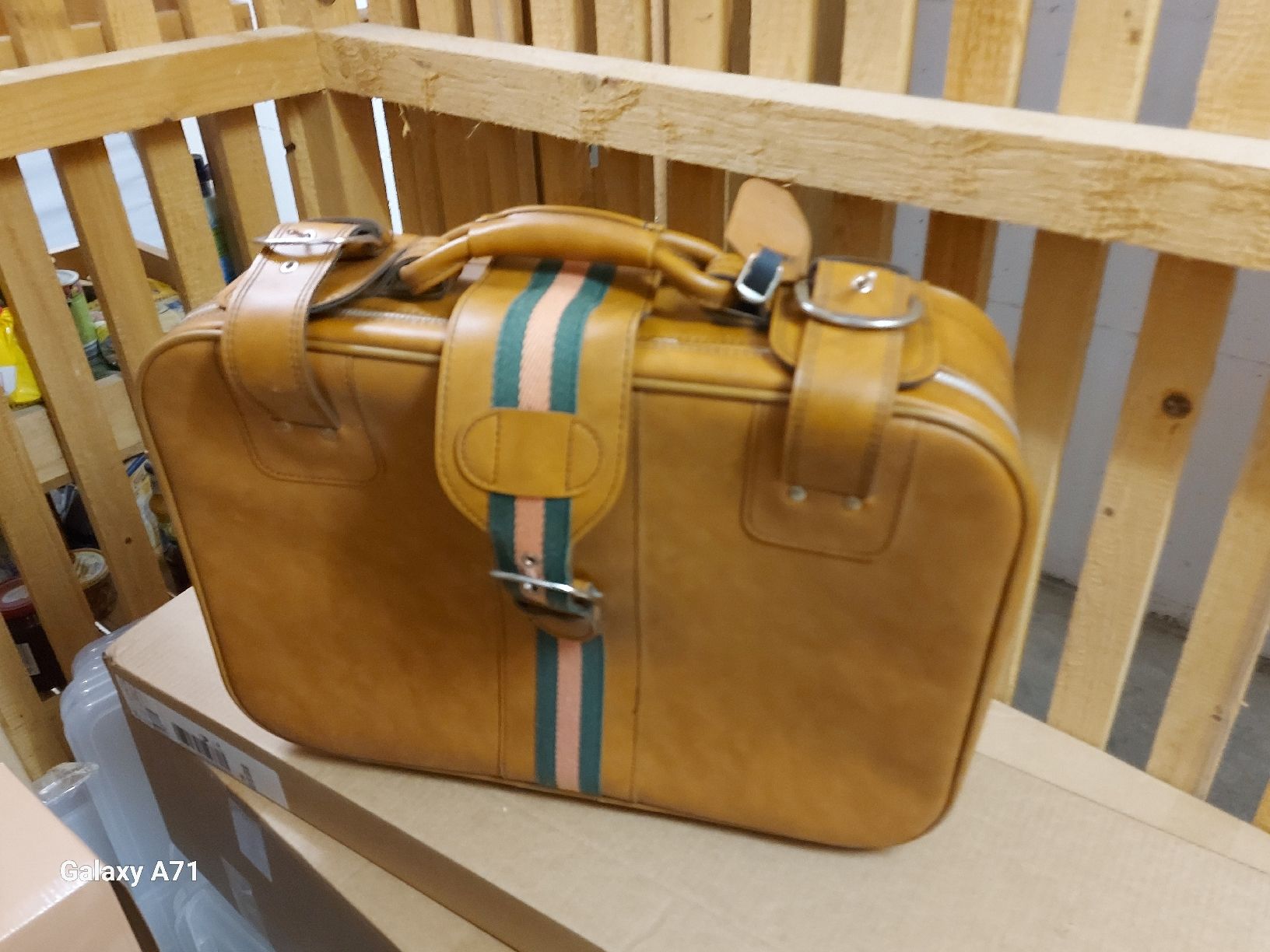 Valises de voyage: Koffer 2x – D'occasion à Rumisberg par AaronRodgers81 2