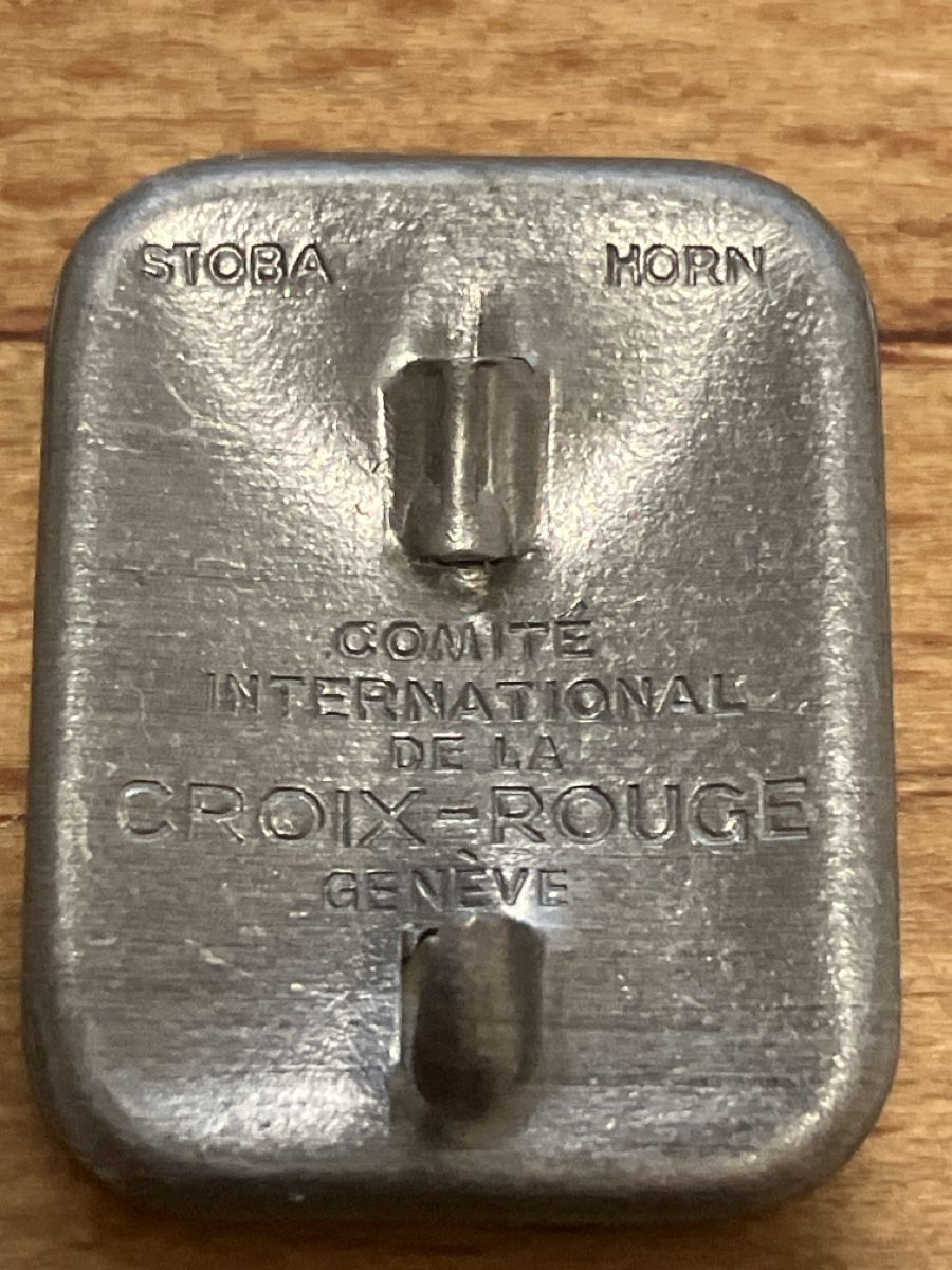 Schweizer Armee Placchette & Badge: Abzeichen Rotes Kreuz 1942 – Nuovo (secondo la descrizione) da Erlenbach im Simmental! venduto da Simmentaler-Perlen 1