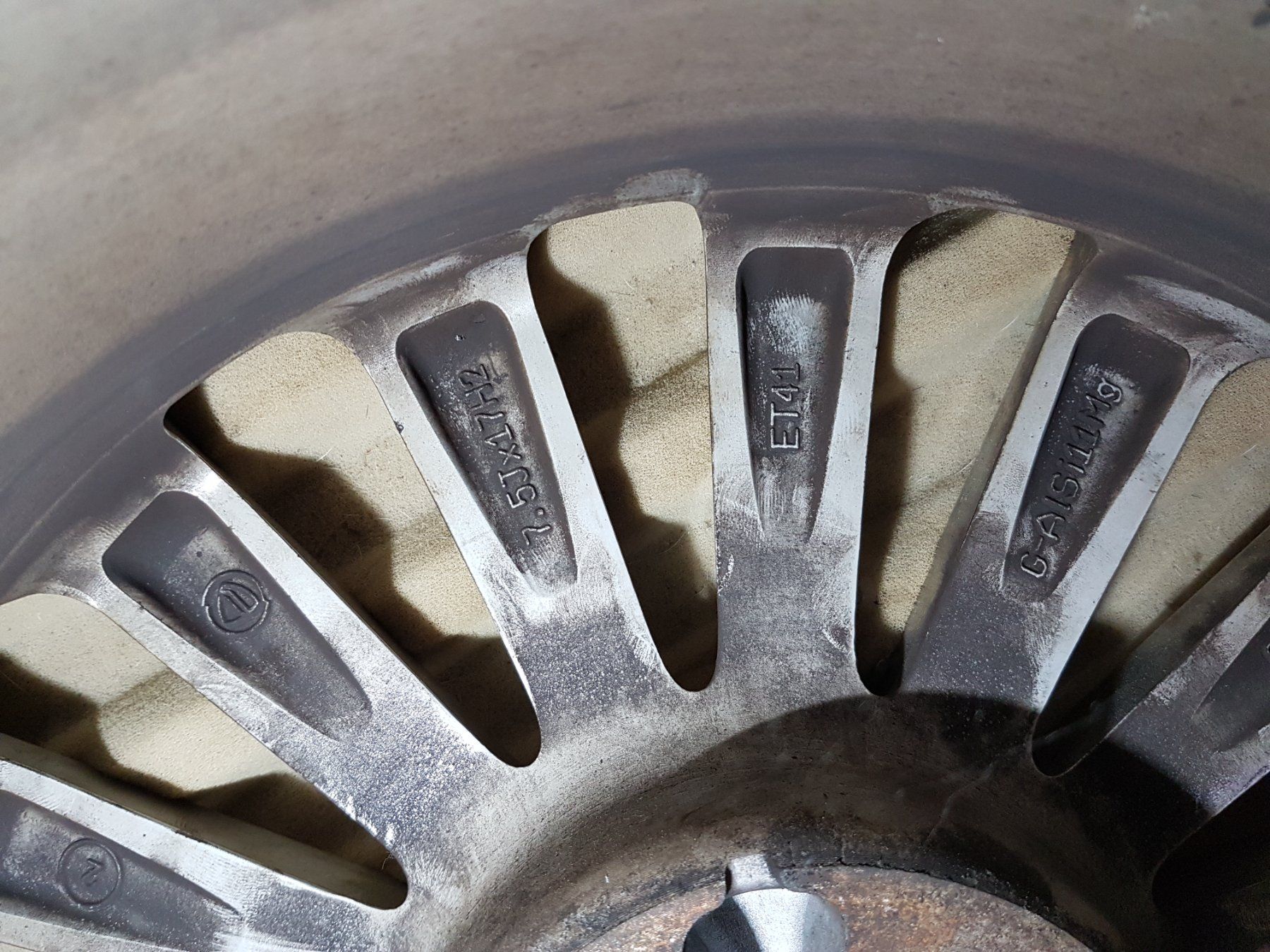 Alfa Romeo Cerchioni: Alfa Romeo Felgen – Usato da kölliken venduto da TerryCash 1