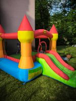 Tolle Happy Hop Hüpfburg für kinder