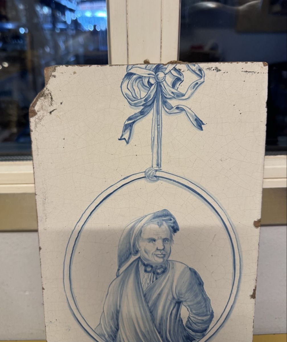 Sculture & Statue: Kachel mit Porträt Antik – Usato da Schlieren venduto da Freundlich02 3