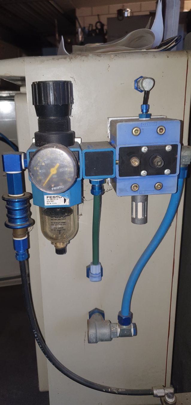 Festo Accessori Trattori &Veicoli agricoli: FESTO Pneumatik- Steuerung – Usato da Basadingen venduto da Schmid 3