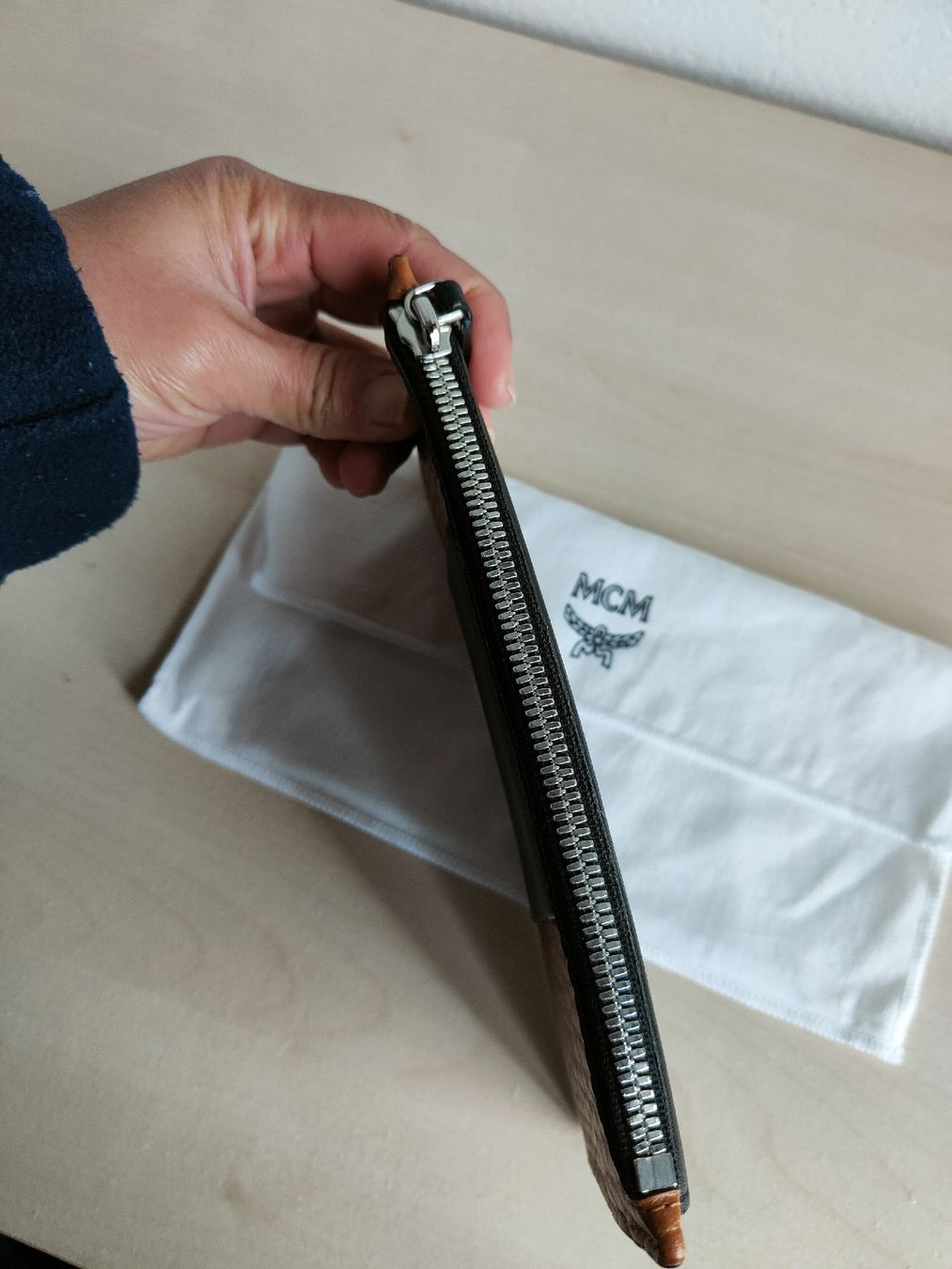 Mcm Portafogli: MCM portemonnaie – Usato da Hausen AG venduto da dar_gt8p 2