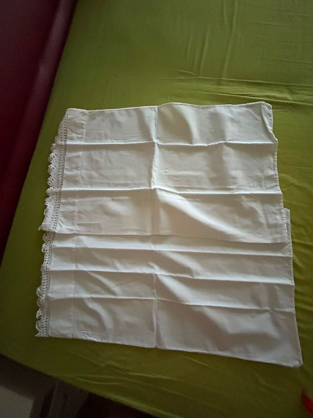 Bettwäsche: 2 federe cuscini bianche 37x57 cm – Gebraucht aus Melano von H-Sara