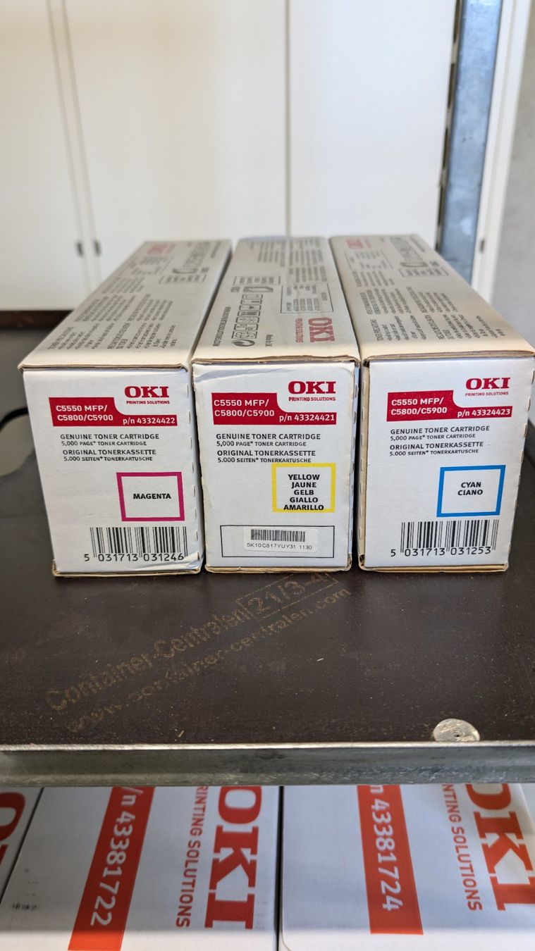 Oki Cartouches & Toner: Toner zu Oki C5550 MFP / C5800 / C5900 – Neuf avec emballage d'origine à Pfaffnau par FD.