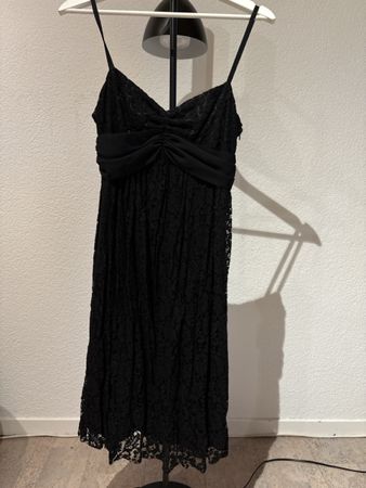Elegantes schwarzes Spitzenkleid von Galliano Gr. S/M Sommer
