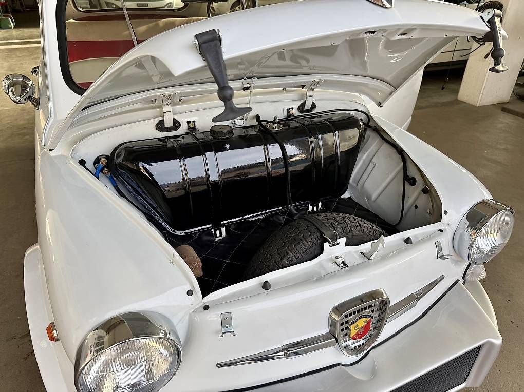 Automobili: Preisreduktion Fiat Abarth 850TC  Replica Oldtimer – Usato da Wattwil venduto da Zitrone 2