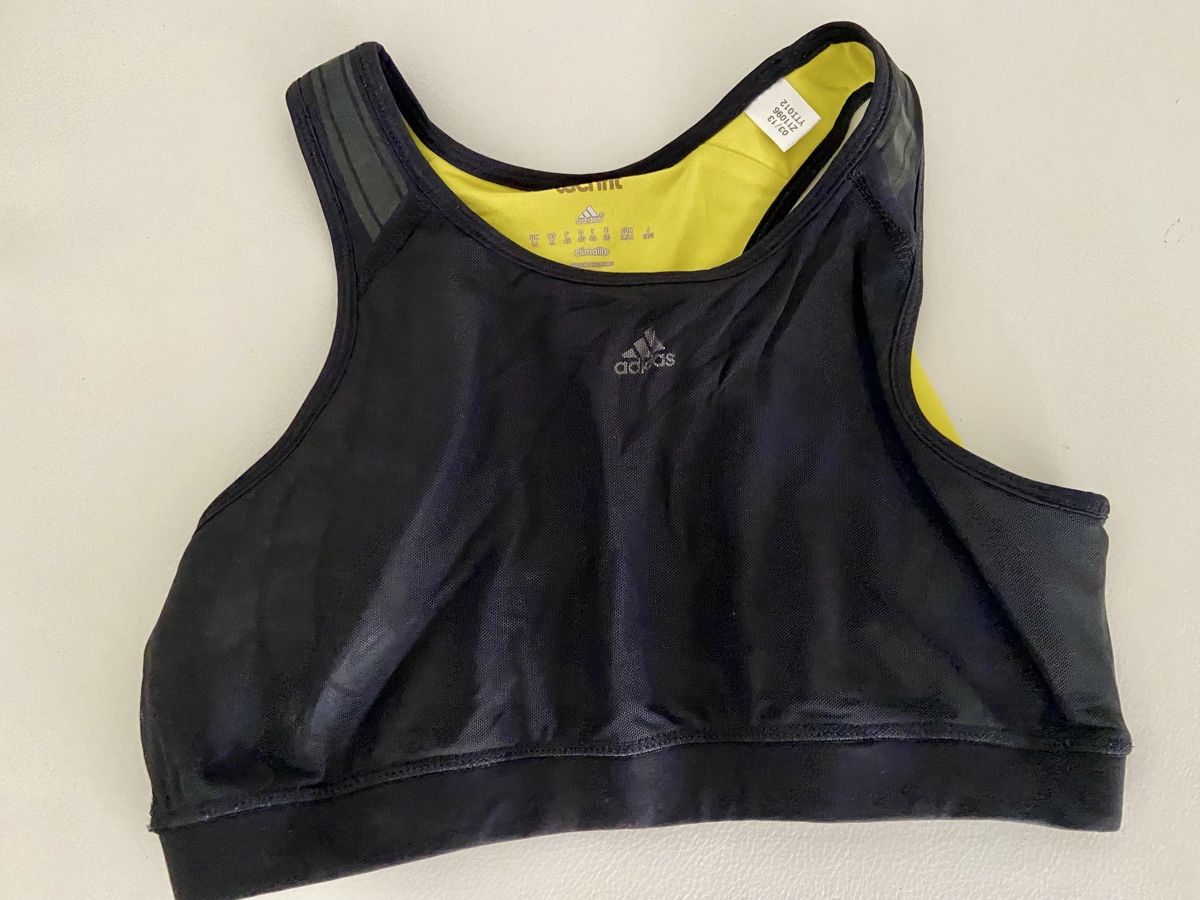 Tops: Adidas Lauftop Gr M – Gebraucht aus Horgen von smlecnik78
