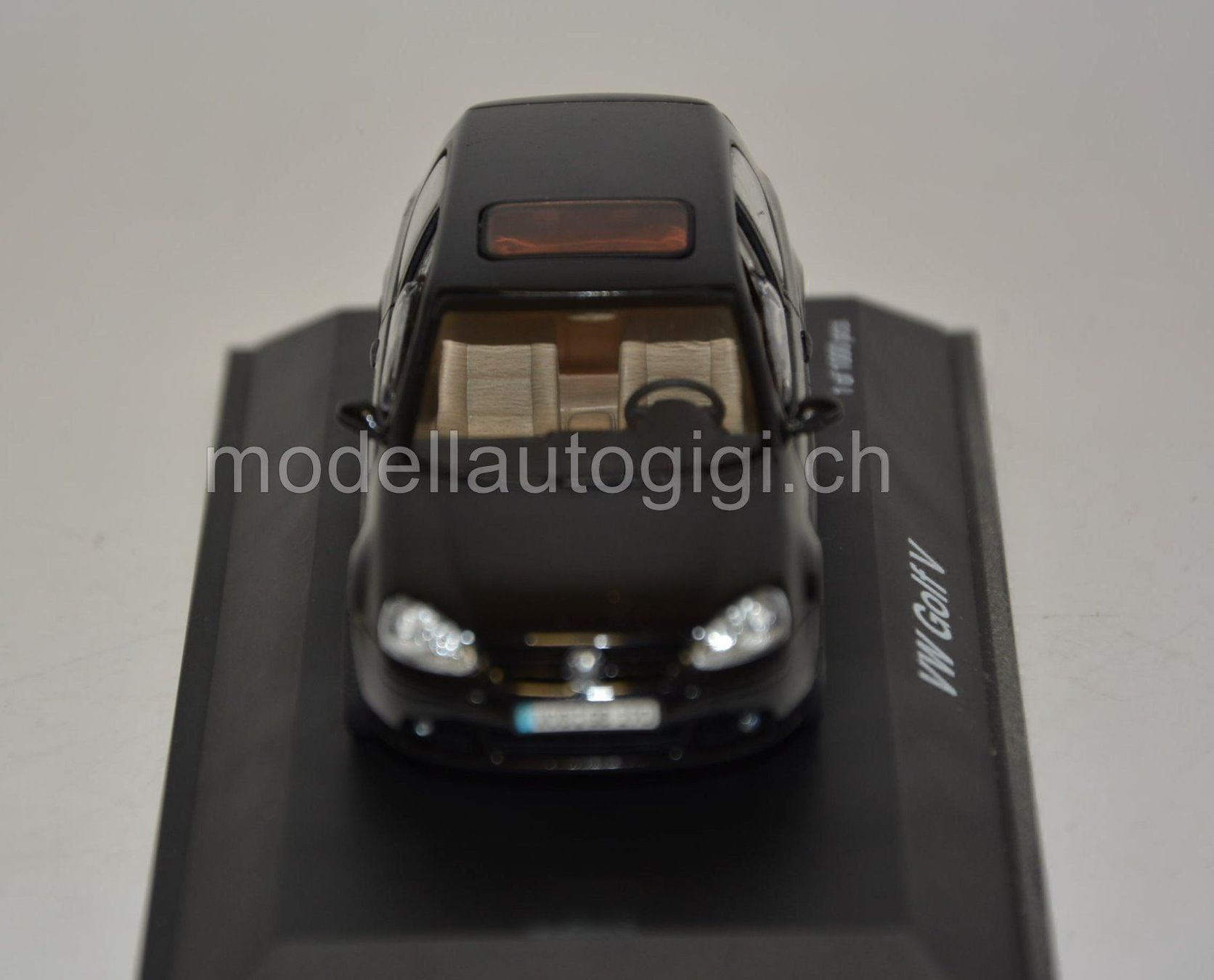 Volkswagen Modellini d'auto: VW Golf V , Schuco , 1:43 – Nuovo e nell'imballaggio originale da Goldach venduto da Feivel9 2