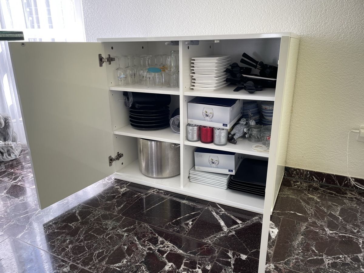 Pfister Commodes: Weisses Sideboard mit 6 Unterteilungen – D'occasion à Biel/Bienne par Tribo85 2