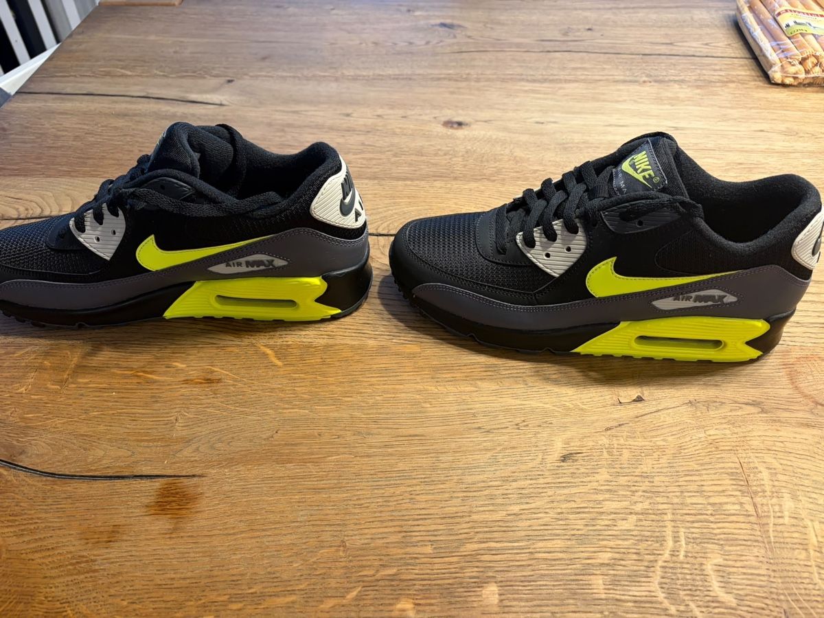 Nike Chaussures hommes: Nike Air Max 90 – D'occasion à Stadel b. Niederglatt par Gansi86 2