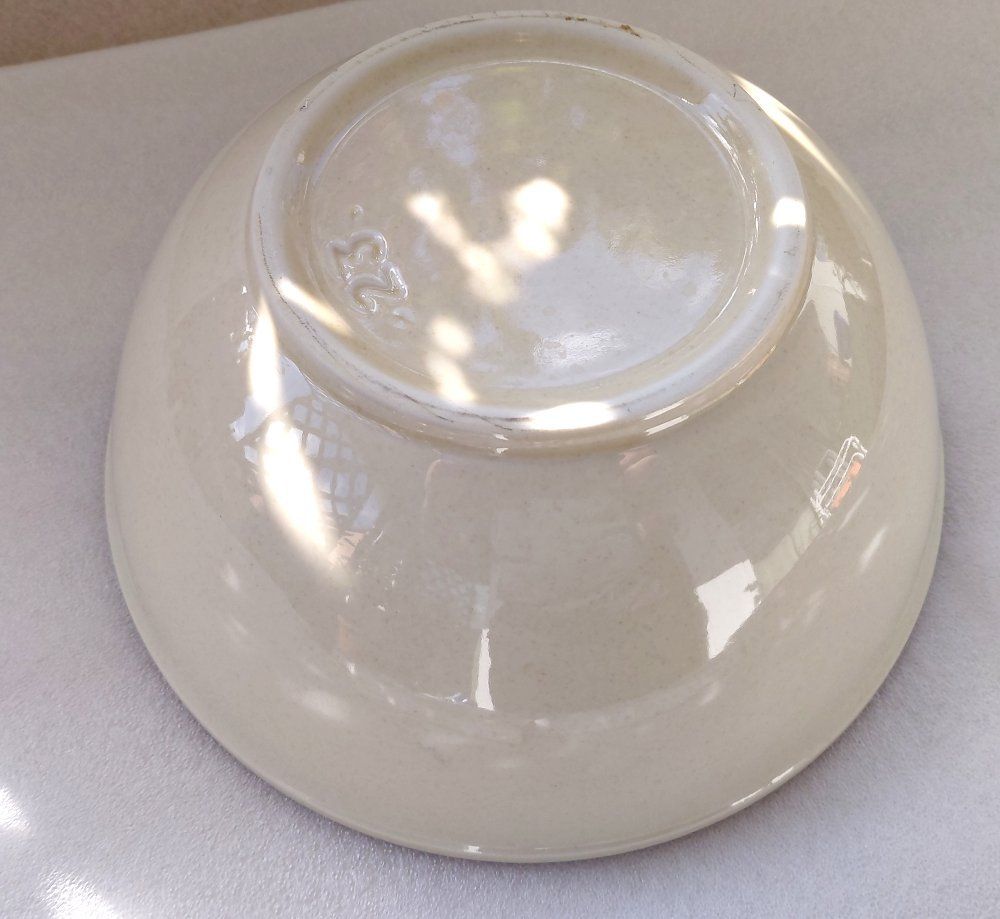Rössler Ciotole: RÖSSLER Claire Salatschüssel 23 cm -C08 – Usato da Morges venduto da vimajes12 2