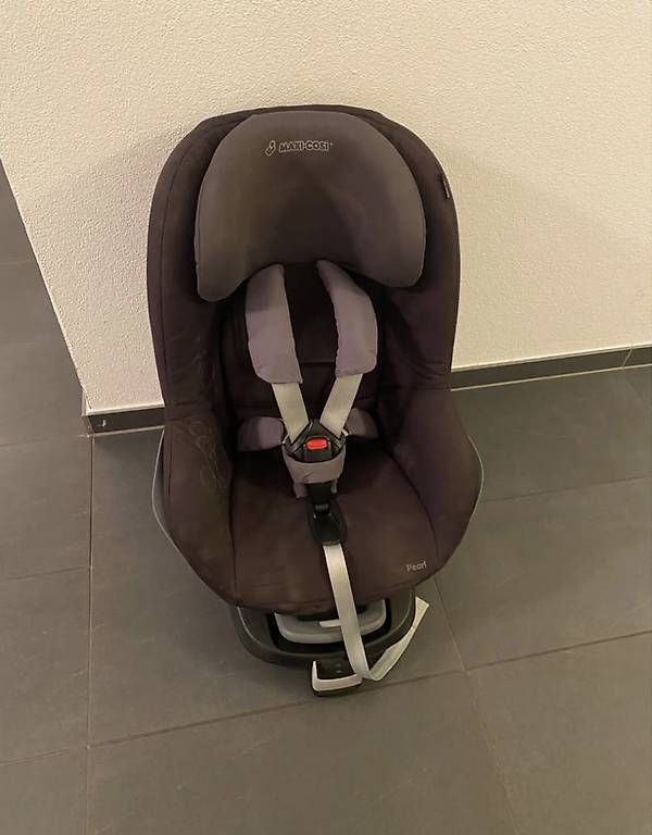 Seggiolini per auto: MaxiCosi Pearl mit Family Fix – Usato da Uitikon Waldegg venduto da don_felipe