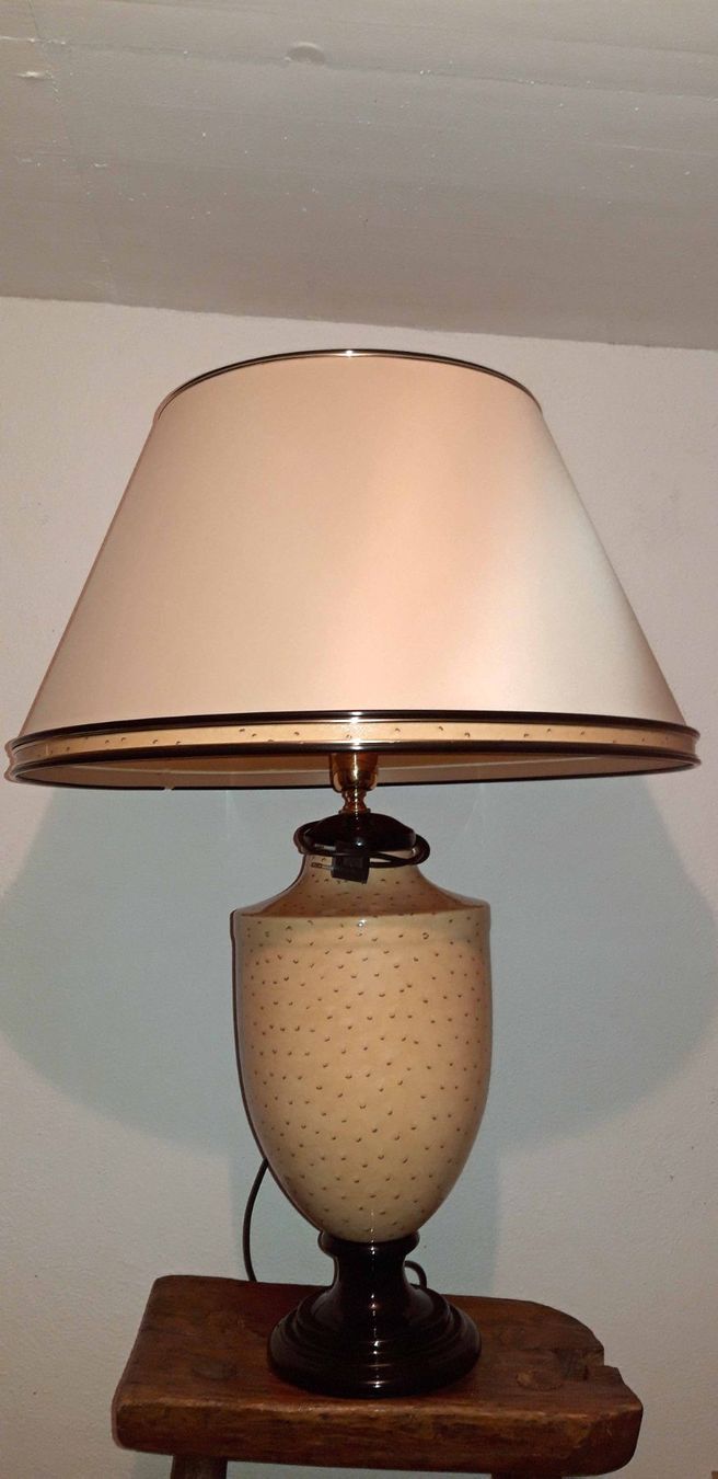 Lampes: elegante Tischlampe – D'occasion à Küsnacht ZH par Optiliq