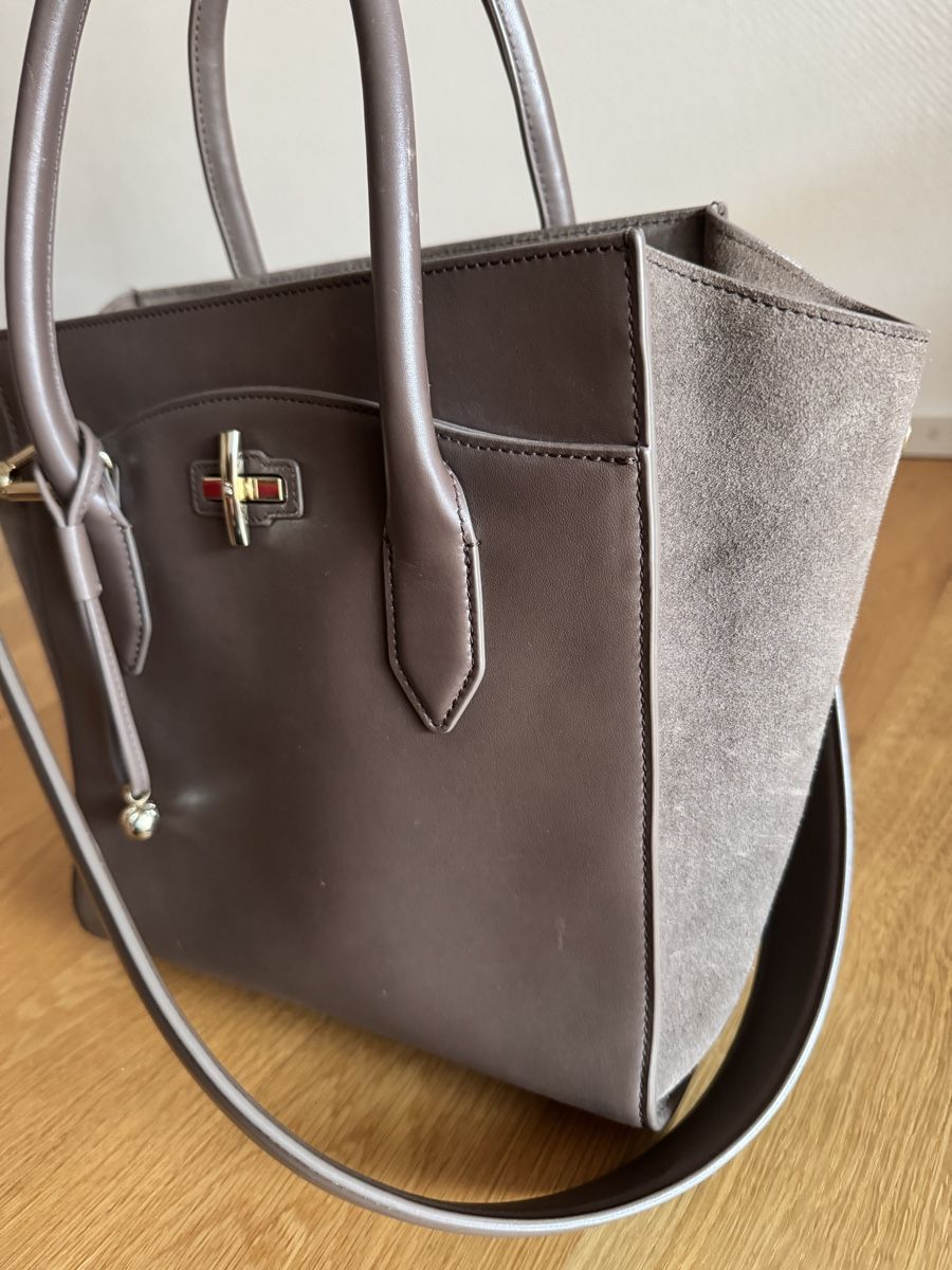 Navyboot Taschen für Damen: Navyboot Ledertasche Braun – Neu (gemäss Beschreibung) aus Bremgarten AG von val_ch 1