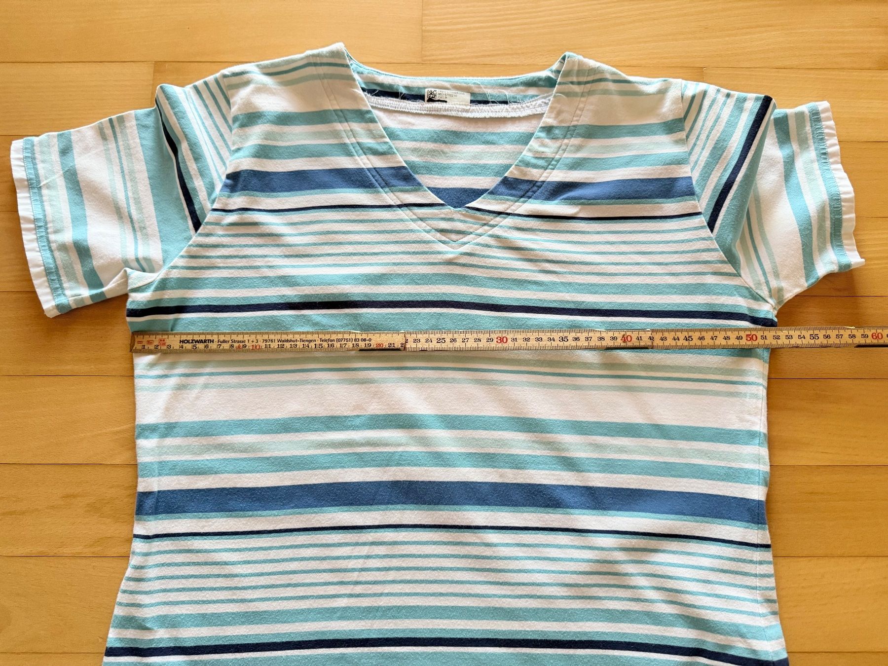 T-Shirts: Damen T-Shirt 40/42 – Gebraucht aus Wallbach von 10merlin 1