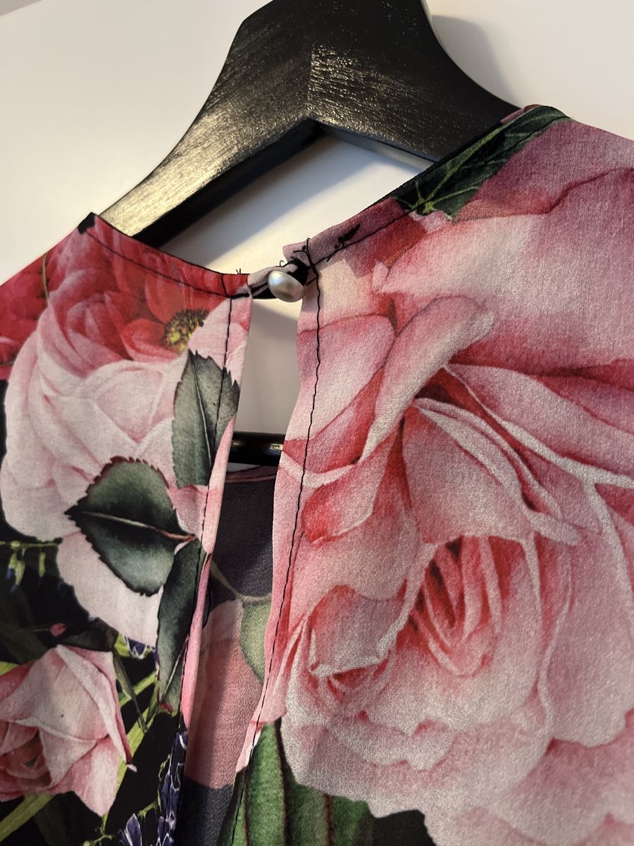 Camicette: Sommerliche Damen Bluse mit Blumenmuster, Grösse M – Usato da Emmenbrücke venduto da zak_5wtm 4
