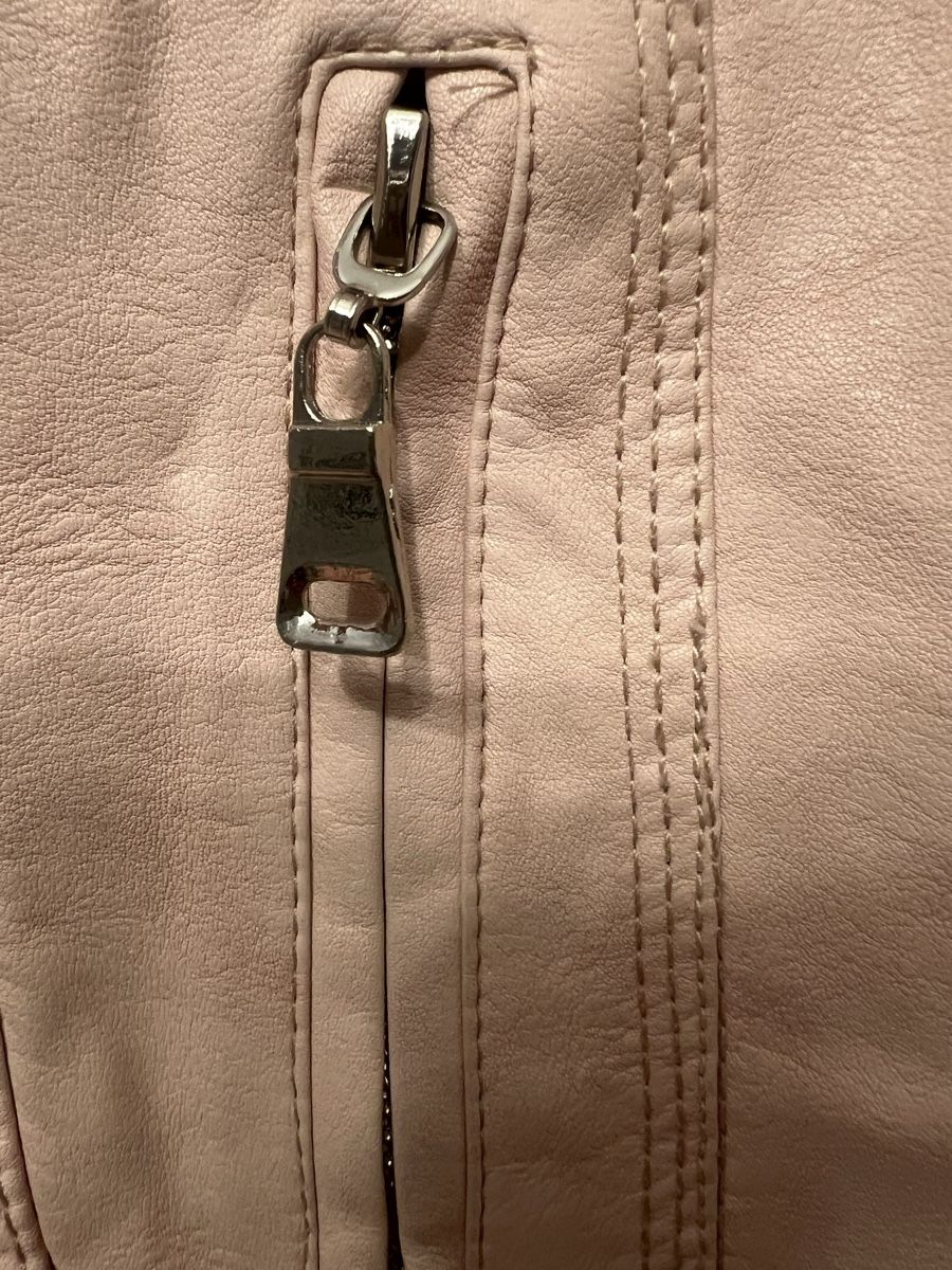 Jacken: Schicke Damen Kunstlederjacke Grösse S – Gebraucht aus Schönenberg ZH von Bosh 3