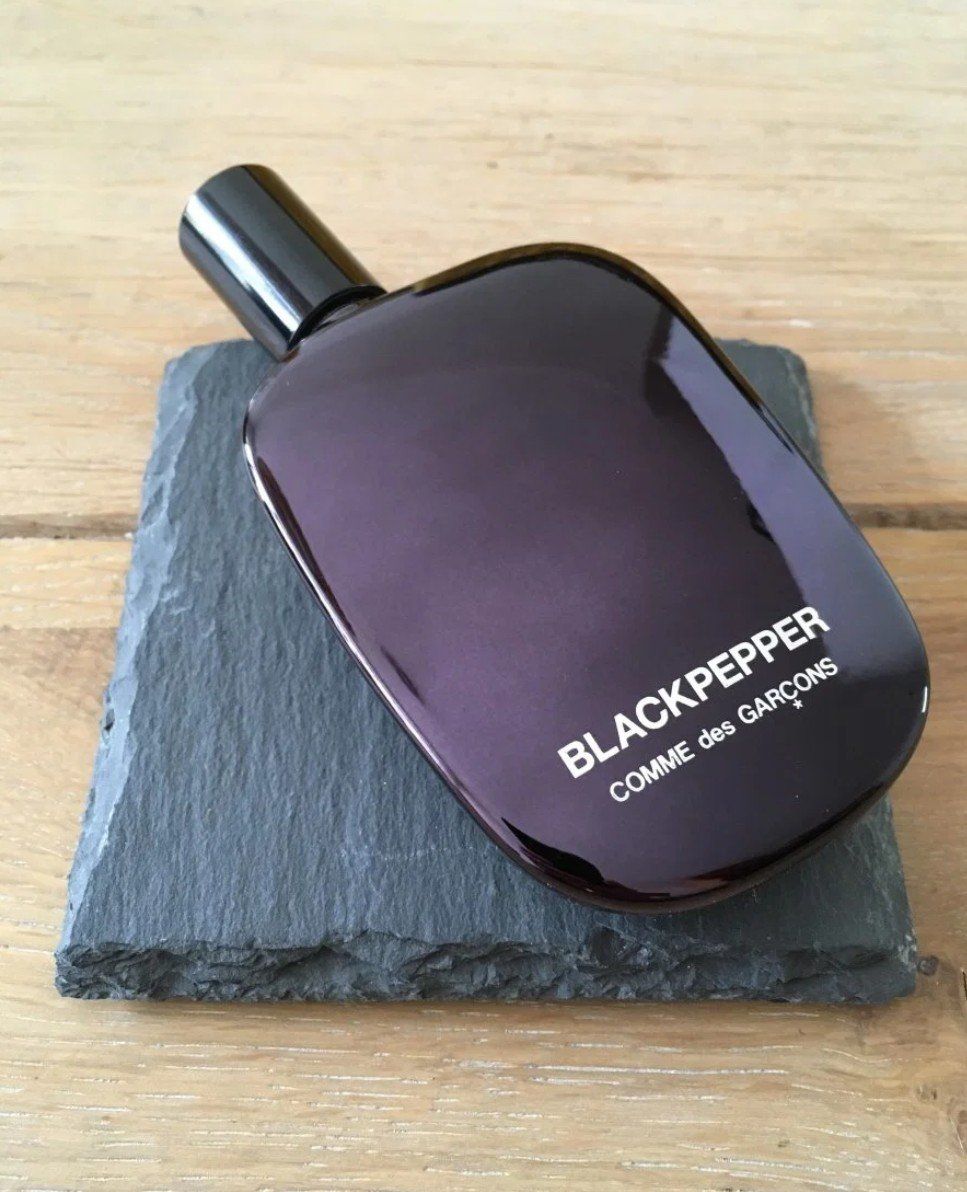 Comme Des Garcons Profumi & Eau de Toilette: Comme des Garcons Blackpepper Eau de Parfum 100ml – Nuovo (secondo la descrizione) da Thalwil venduto da Zenithwalker