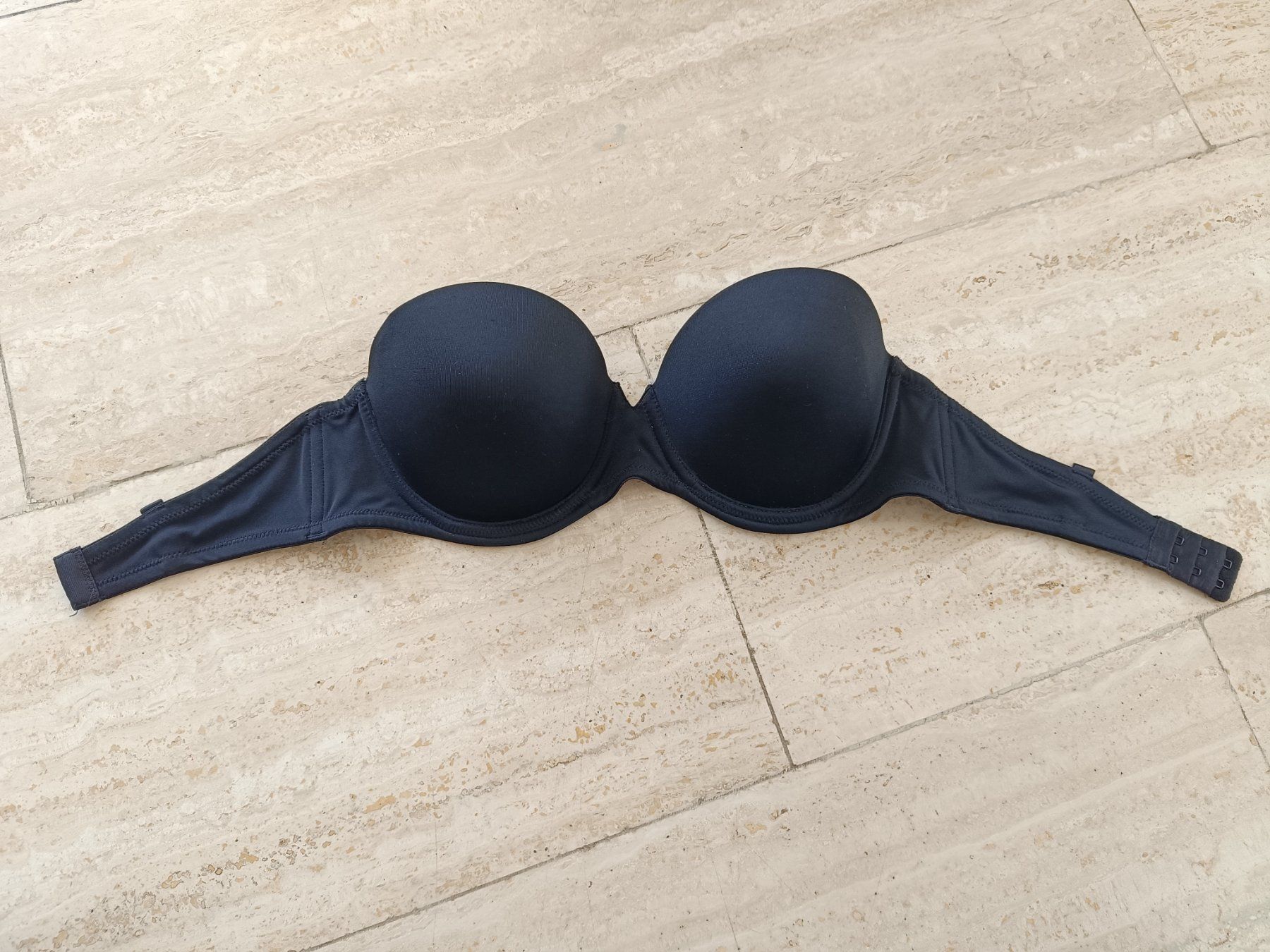 C&A Altra biancheria intima: BH 75B – Nuovo (secondo la descrizione) da Wenslingen venduto da Stibi04
