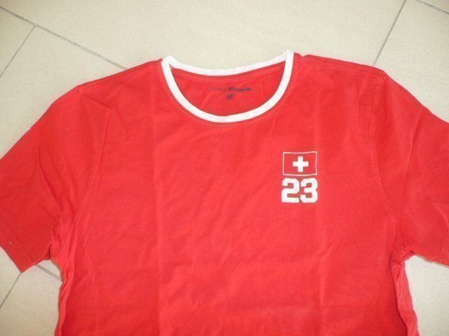 T-Shirts: CH Shirt in Grösse M – Gebraucht aus Dielsdorf von a.ruettimann 1