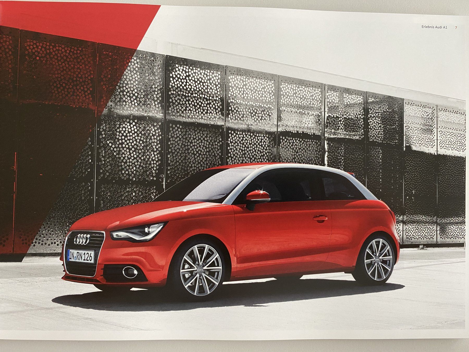 Riviste & Magazine: Audi A1 Magazin (10.2011) – Usato da Alpnach-Dorf venduto da Hess-Automobile 1