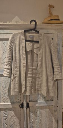Sommerlicher Leinenblazer von Maddison, Grösse 38