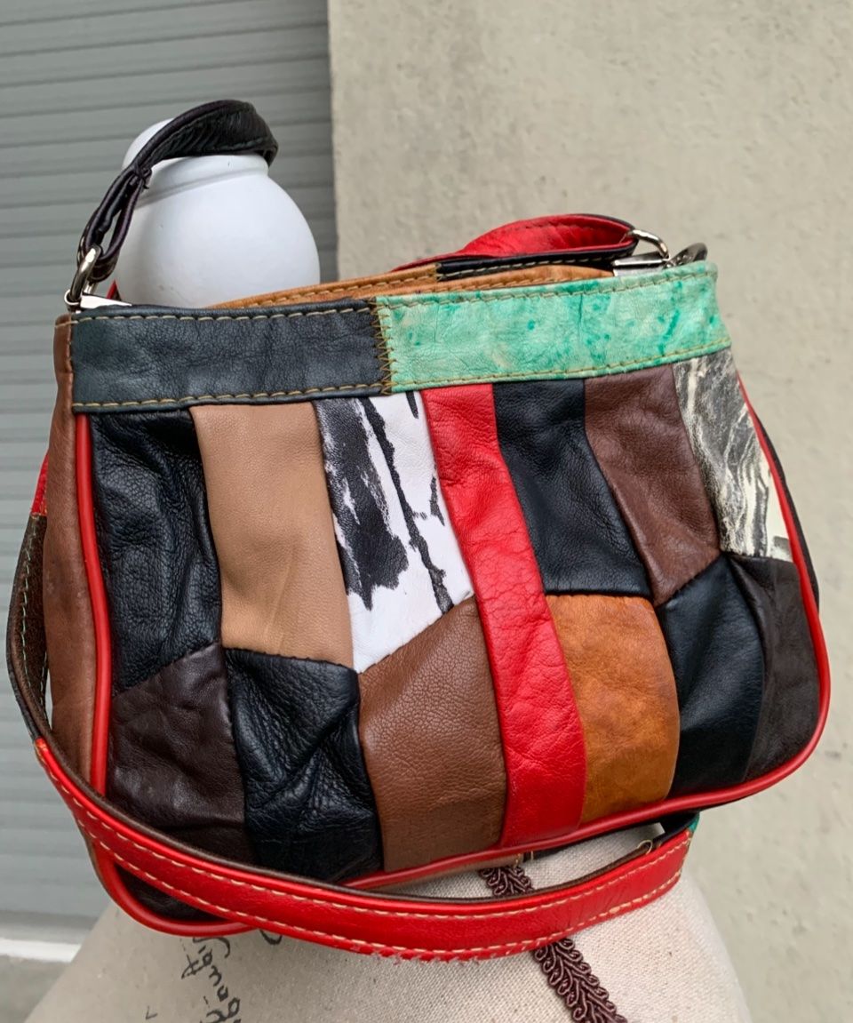 Lacoste Borse da donna: Incroyable sac vintage patchwork LACOSTE 2 poches zippées – Usato da Martigny venduto da only__you 6