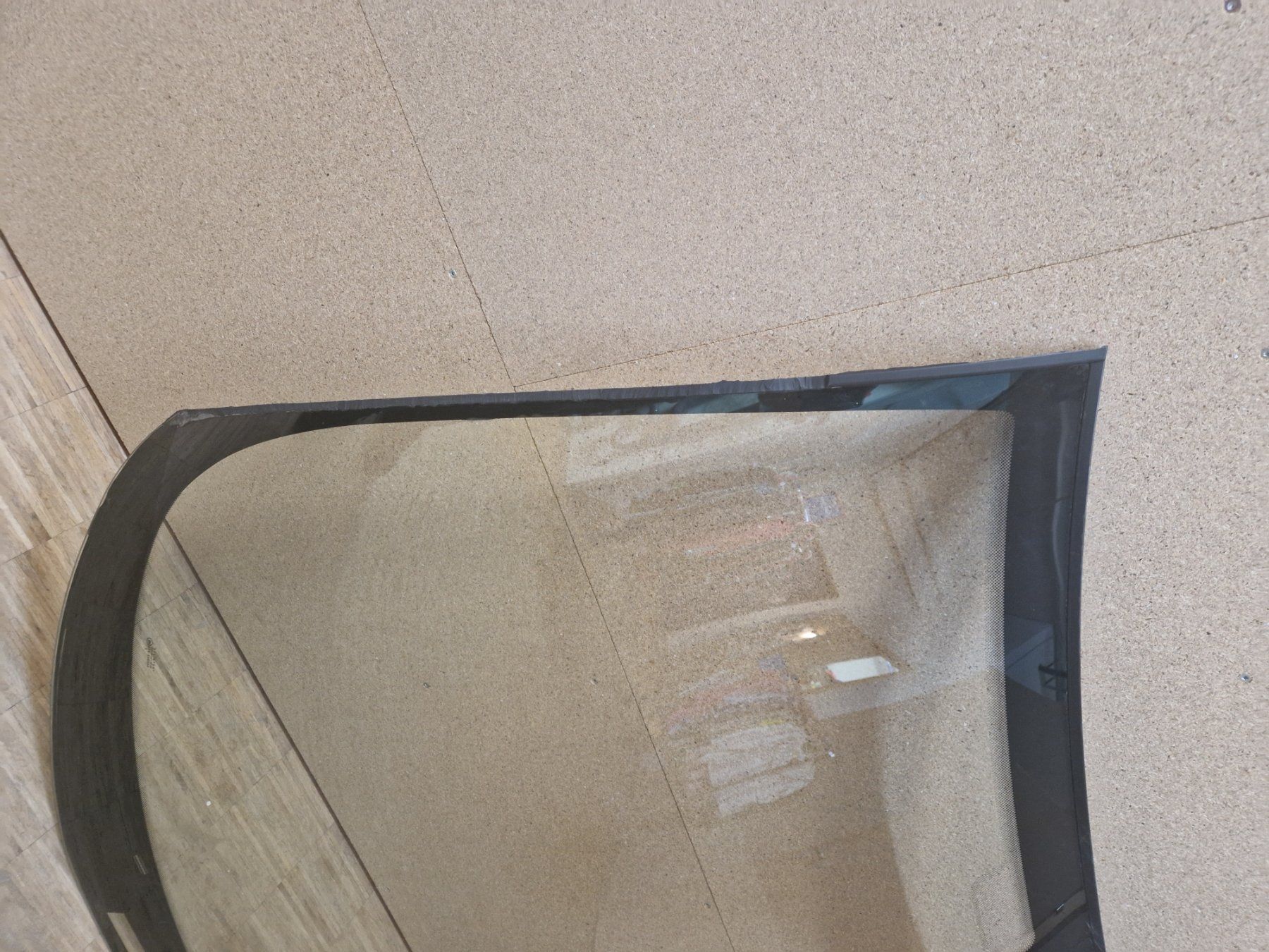 Tutti pezzi di ricambio auto: Peugeot 807 Frontscheibe mit Sensoren – Usato da Wädenswil venduto da tome70 1