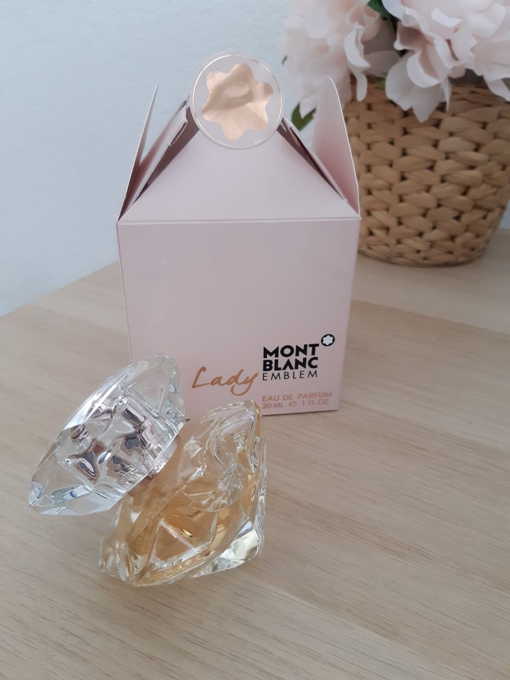 Parfum & Eau de Toilette: Mont Blanc Lady Emblem 30ml, new – Neu (gemäss Beschreibung) aus Windisch von bymarikaa