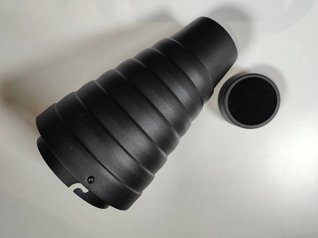 Blitze: Elinchrom Snoot Lichtformer – Gebraucht aus Heiden von Sirgreg