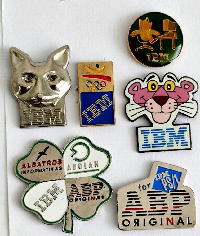 Placchette & Badge: 6 IBM  Pins – Usato da Pfäffikon ZH venduto da Colacity