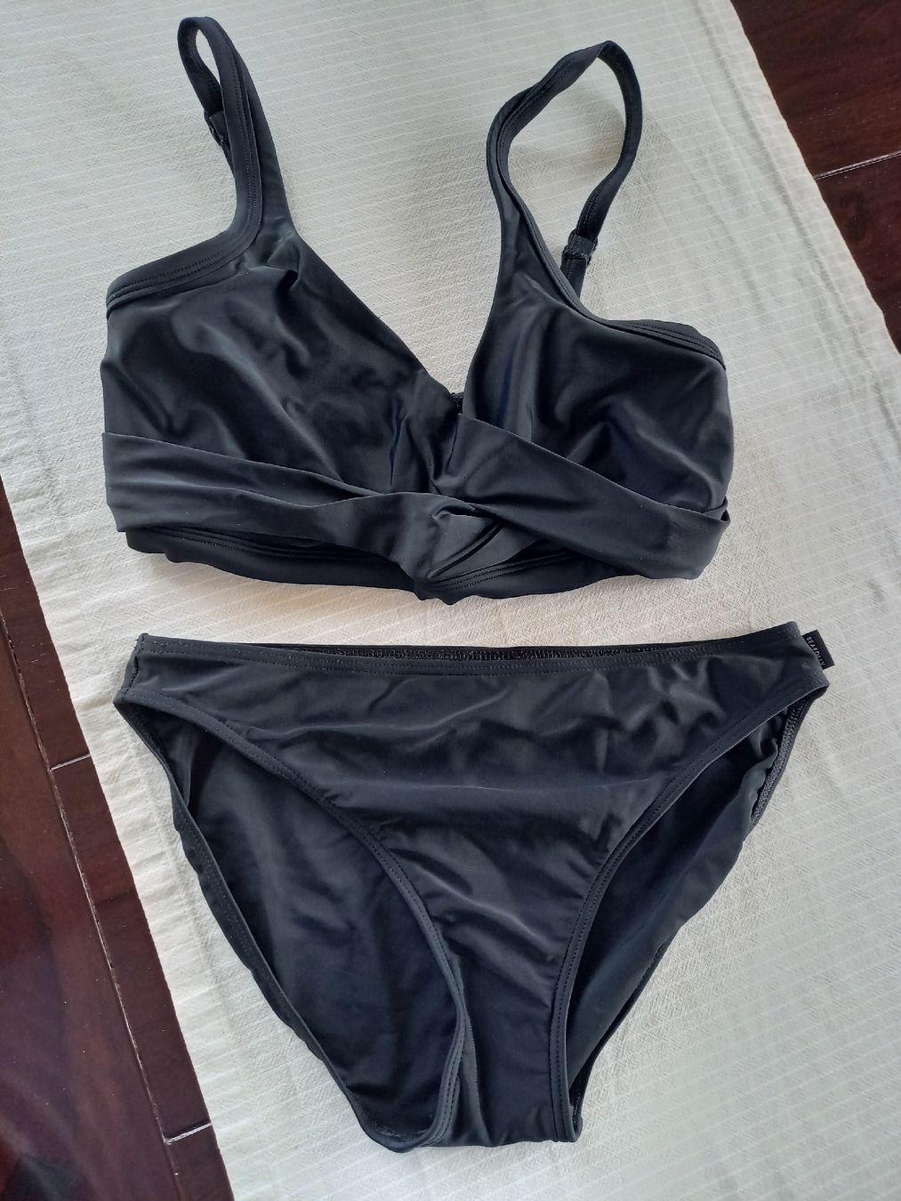 Seafolly Badekleider & Bikinis: Bikini schwarz, Seafolly – Gebraucht aus Winterthur von leo_ywb7