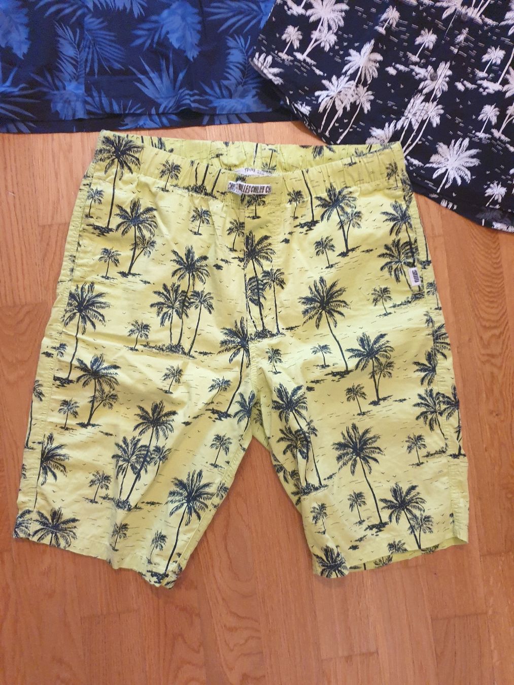 Lotti & Set di vestiti: Lot de vêtements – Usato da Fribourg venduto da mal_8zjh 4